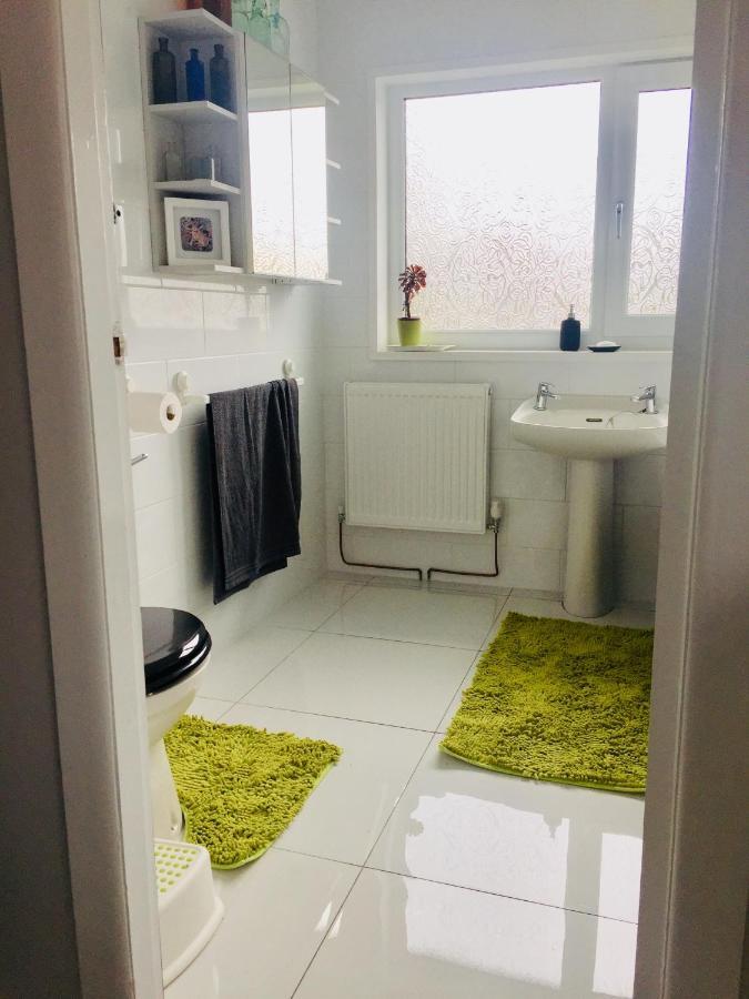 Quiet Residence Close To M6 Preston Samlesbury Εξωτερικό φωτογραφία
